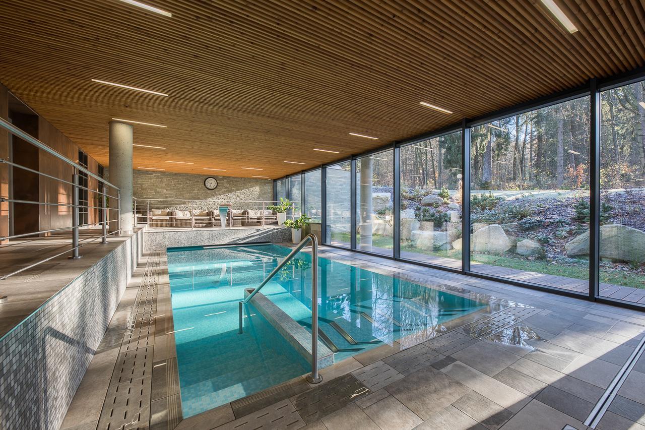 Wellness&Spa hotel Villa Regenhart Jeseník Exteriör bild